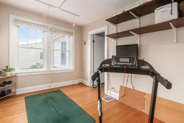 30 S Dawson Avenue, Columbus, OH 43209