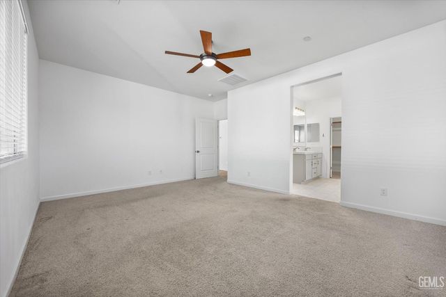 1715 Bixshire Drive, Bakersfield, CA 93311