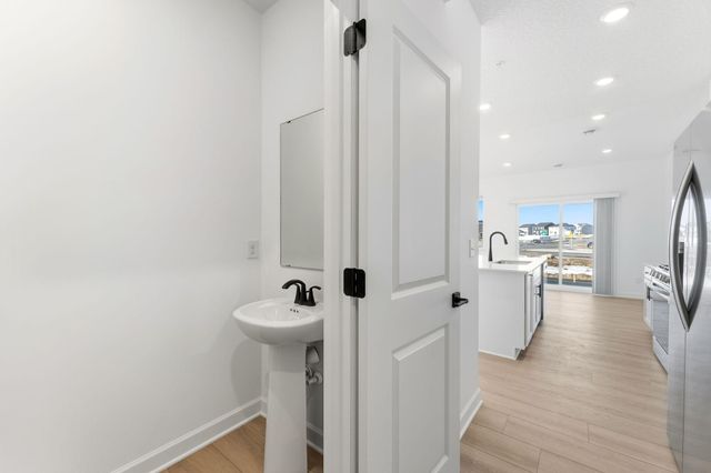 10529 Harbor Lane N, Maple Grove, MN 55369