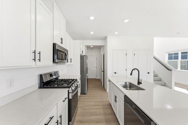 10529 Harbor Lane N, Maple Grove, MN 55369