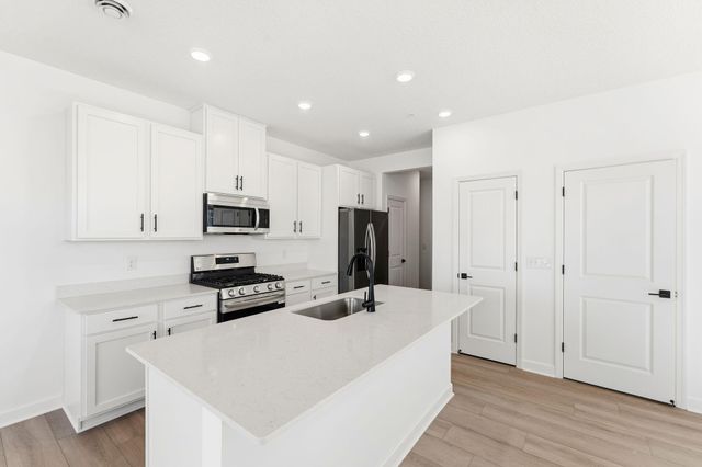 10529 Harbor Lane N, Maple Grove, MN 55369