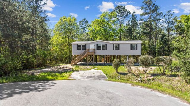 8376 Huntington Ct., Conway, SC 29527