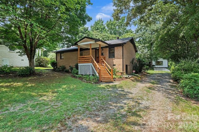 5315 Ruth Drive, Charlotte, NC 28215