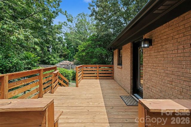5315 Ruth Drive, Charlotte, NC 28215