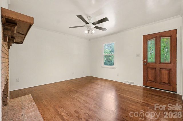 5315 Ruth Drive, Charlotte, NC 28215