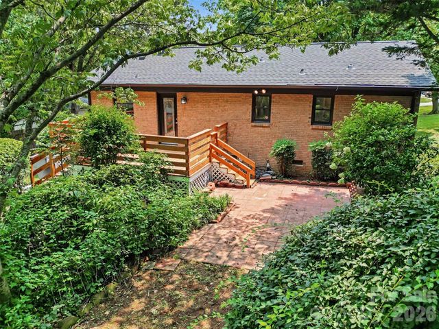 5315 Ruth Drive, Charlotte, NC 28215