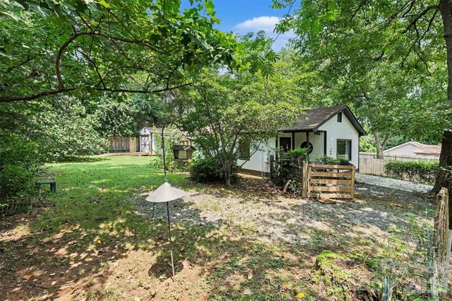 5315 Ruth Drive, Charlotte, NC 28215