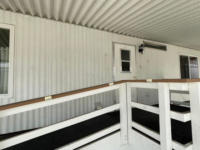 301 Freeman Road UNIT 90, Central Point, OR 97502