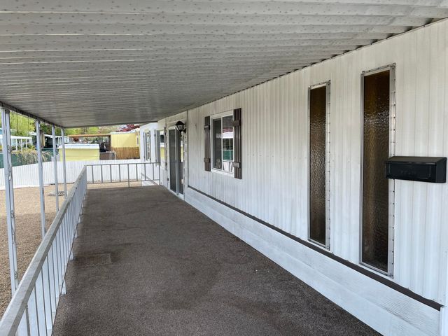 301 Freeman Road UNIT 90, Central Point, OR 97502