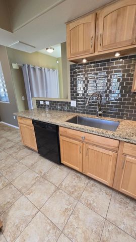 16825 N 14th Street Unit 21, Phoenix, AZ 85022