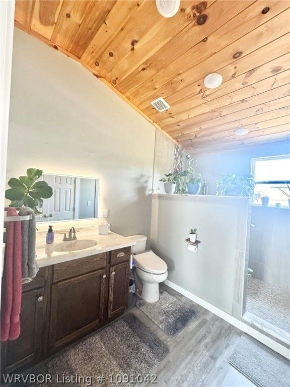 15914 Travis Lane 15914 Travis Lane