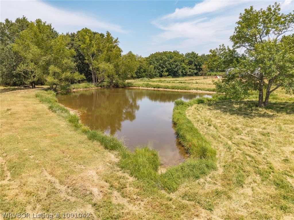 15914 Travis Lane 15914 Travis Lane
