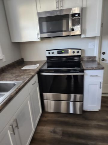 83 Everglades Boulevard, Rossville, GA 30741