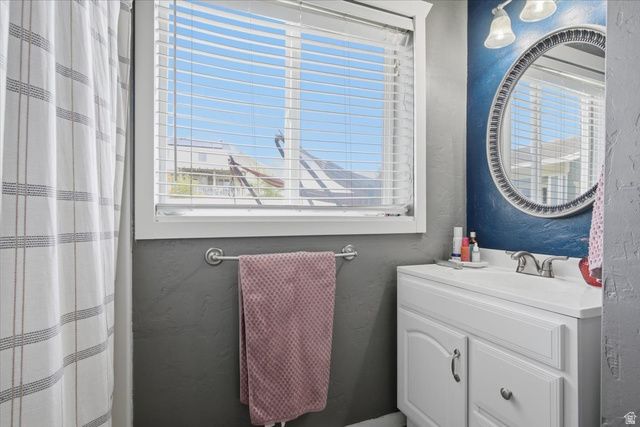 2902 W 2495 S, Syracuse, UT 84075
