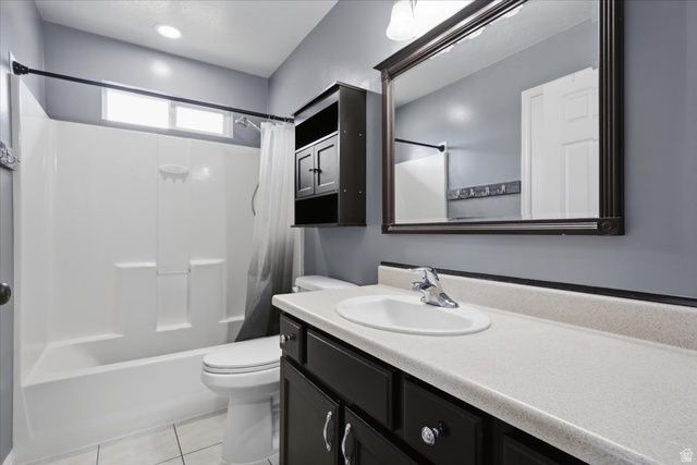 2902 W 2495 S, Syracuse, UT 84075