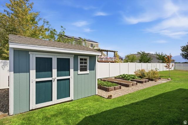 2902 W 2495 S, Syracuse, UT 84075