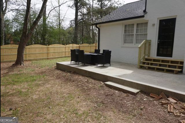7120 Rockbridge Road, Stone Mountain, GA 30087