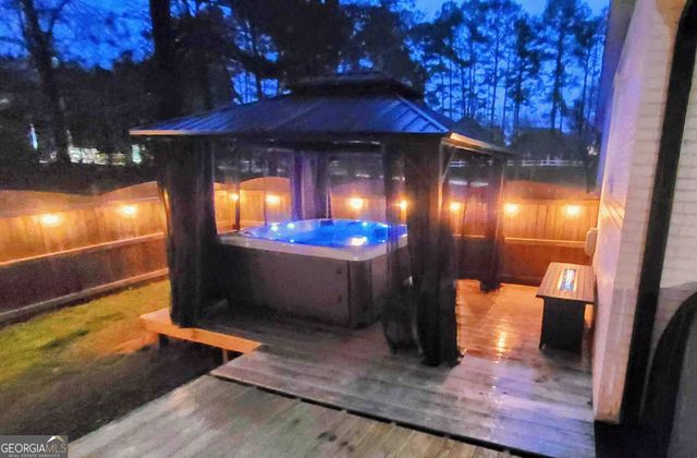 7120 Rockbridge Road, Stone Mountain, GA 30087