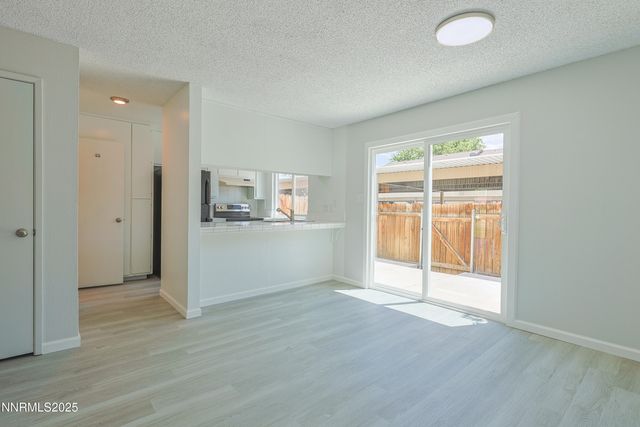 445 Pine Meadows Drive E25, Sparks, NV 89431