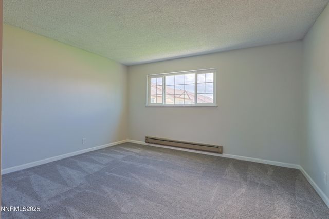 445 Pine Meadows Drive E25, Sparks, NV 89431