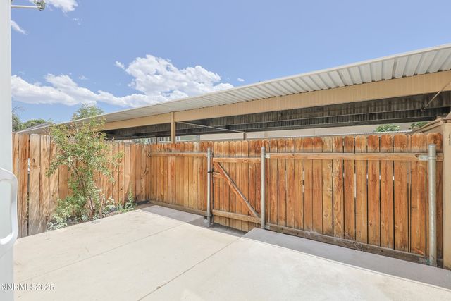 445 Pine Meadows Drive E25, Sparks, NV 89431