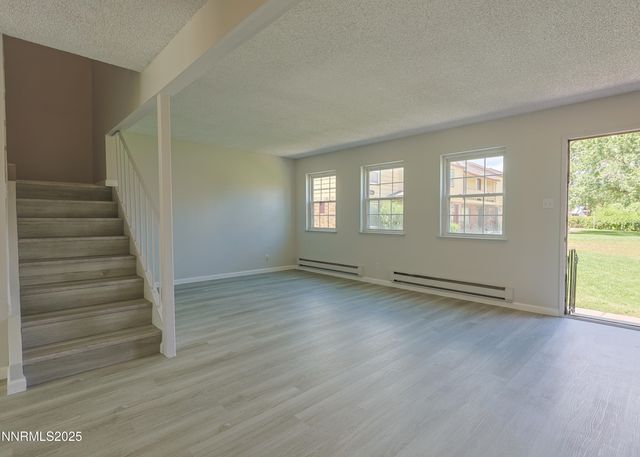 445 Pine Meadows Drive E25, Sparks, NV 89431