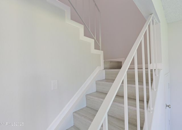 445 Pine Meadows Drive E25, Sparks, NV 89431