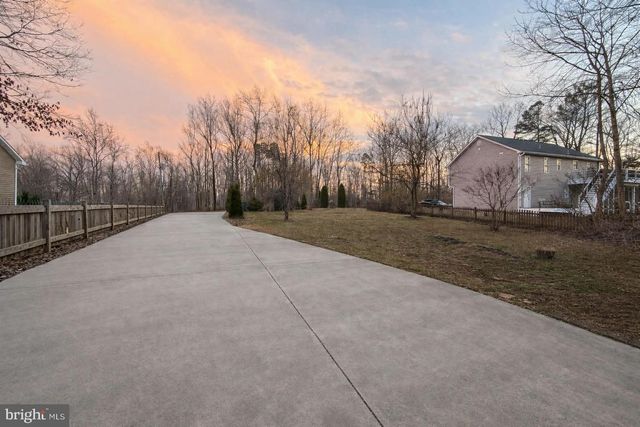 209 ESTATE DR, Ruther Glen, VA 22546