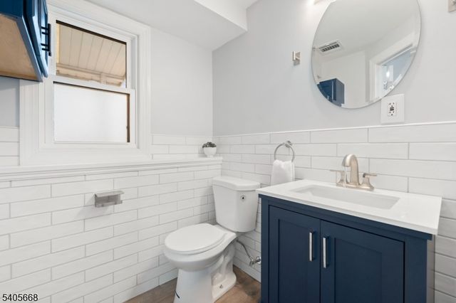 142 Taylor Ave, Hillsborough Twp., NJ 08844