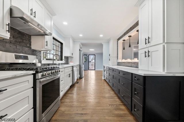 142 Taylor Ave, Hillsborough Twp., NJ 08844