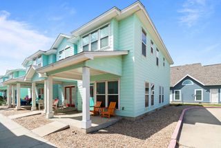2120 S 11th St 404, Port Aransas, TX 78373