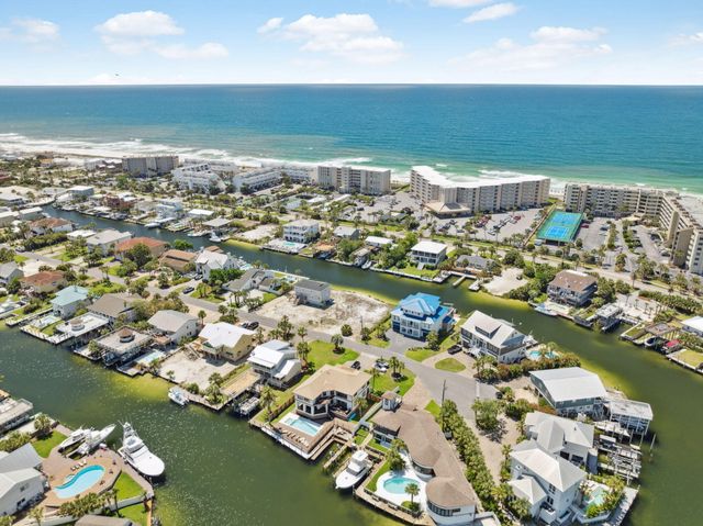 506 Vera Cruz Drive, Destin, FL 32541