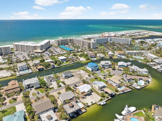 506 Vera Cruz Drive, Destin, FL 32541