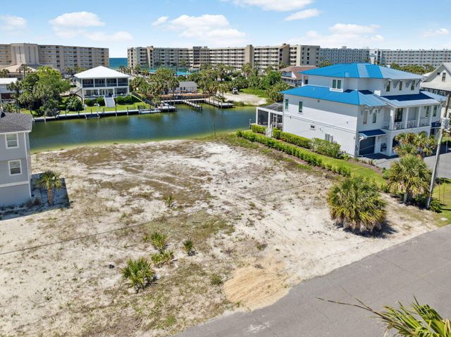 506 Vera Cruz Drive, Destin, FL 32541