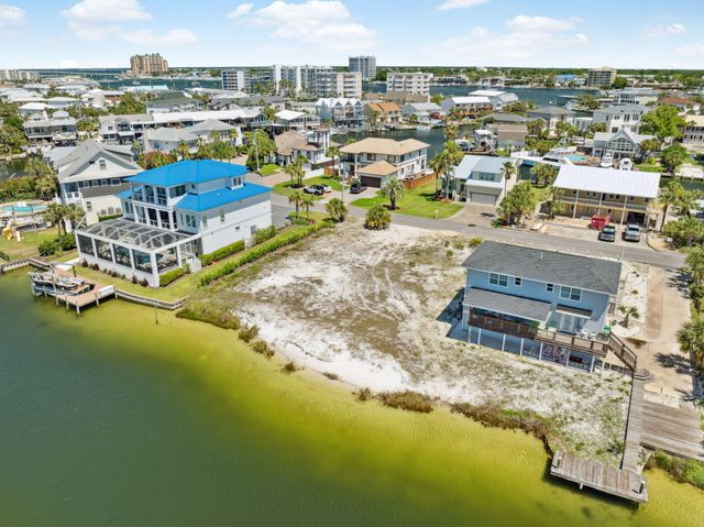 506 Vera Cruz Drive, Destin, FL 32541