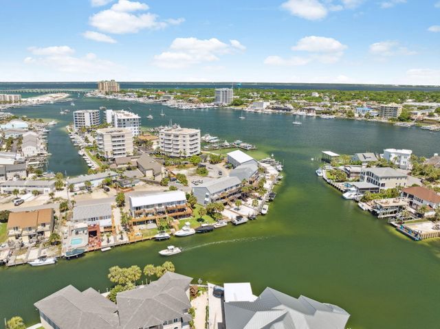 506 Vera Cruz Drive, Destin, FL 32541