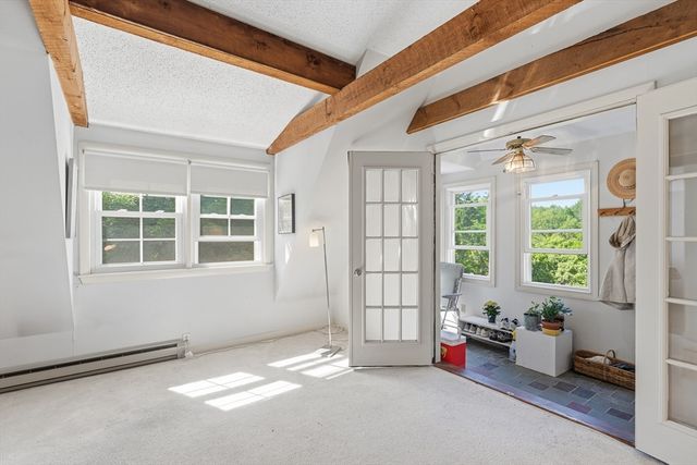 16 Middlesex St 8, Chelmsford, MA 01863