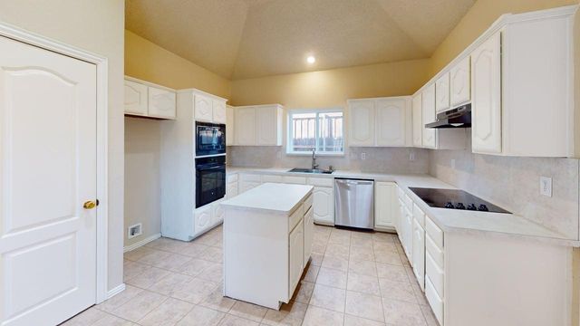 705 Pine Lakes Drive, Plano, TX 75025