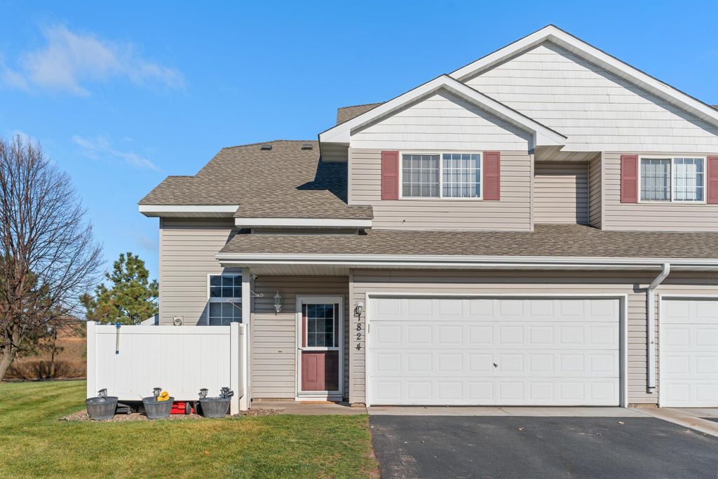 1824 Bridgewater Boulevard S, Cambridge, MN 55008 — exterior