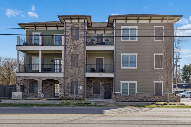 1319 W Main St Apt 104, Franklin, TN 37064