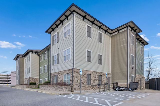 1319 W Main St Apt 104, Franklin, TN 37064