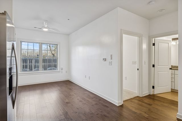 1319 W Main St Apt 104, Franklin, TN 37064