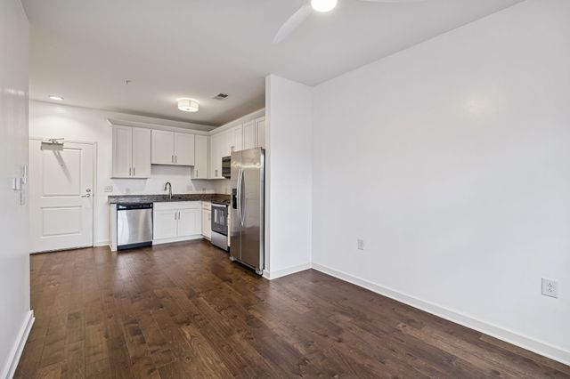 1319 W Main St Apt 104, Franklin, TN 37064