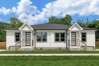 4802 Angleton Street A, Houston, TX 77033