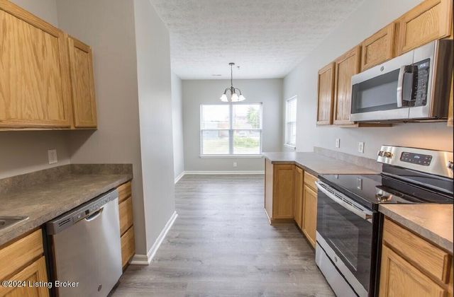 608 E Spring St 2, New Albany, IN 47150