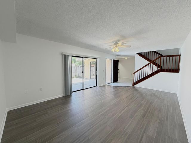 5512 55th Way, West Palm Beach, FL 33409