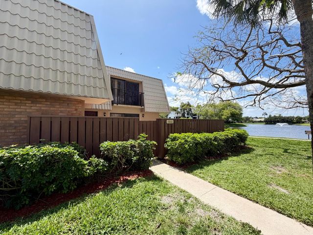 5512 55th Way, West Palm Beach, FL 33409