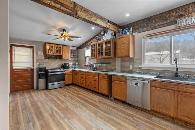 1223 Laurel Hill Rd, Mcdonald, PA 15057