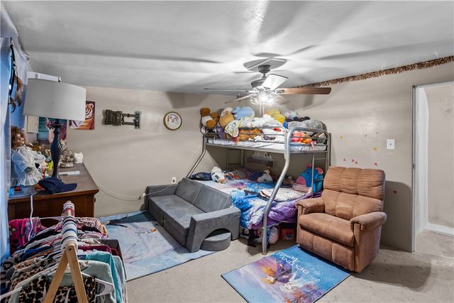 1223 Laurel Hill Rd, Mcdonald, PA 15057