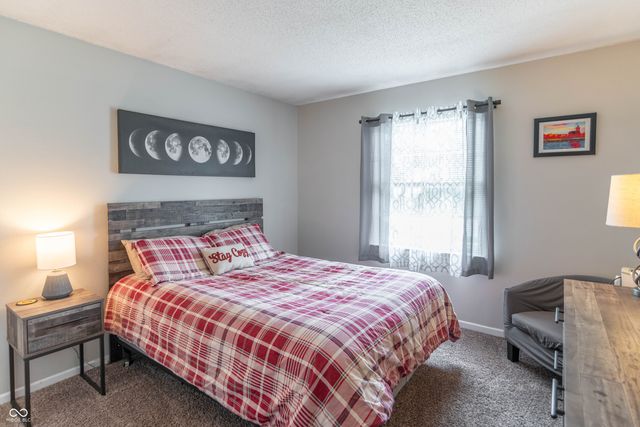 9235 Bakers Corner Drive, Camby, IN 46113